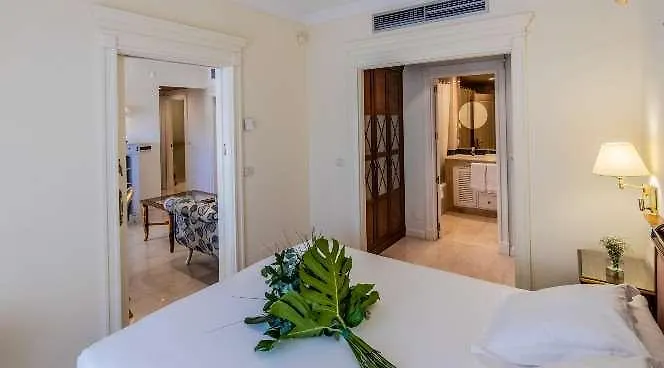 Hotel Guadalpin Suites Marbella